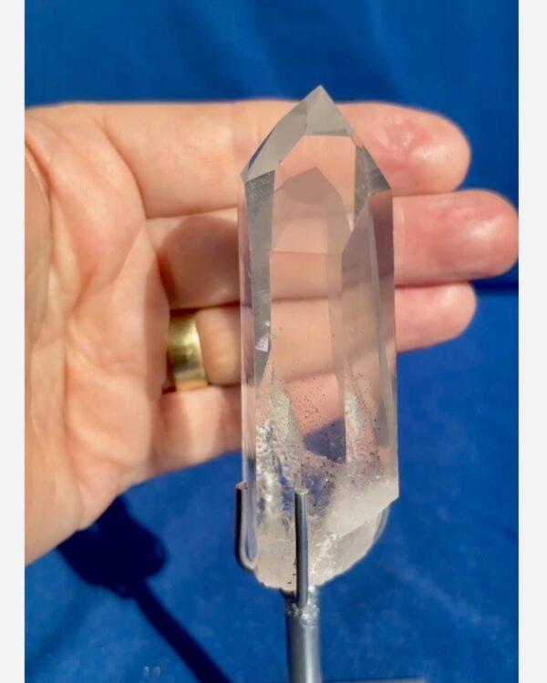 Lemurian phantom quartz point