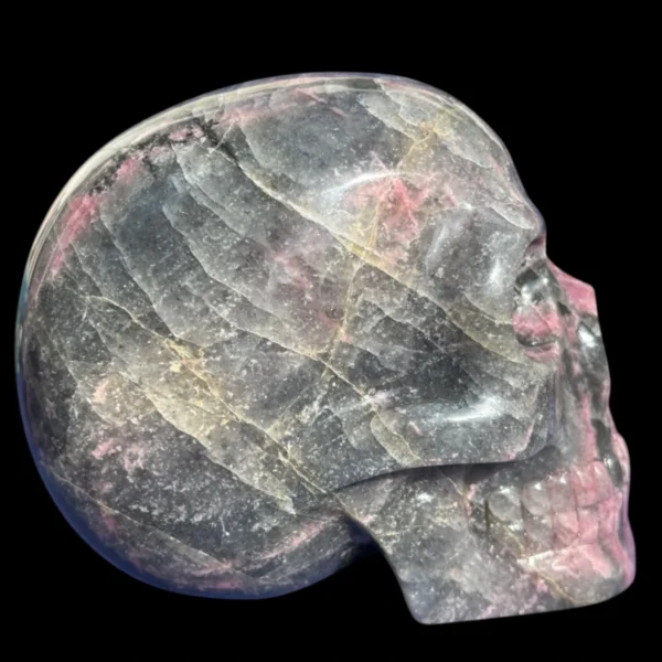 Large Rhodonite skull - 2.85 kg