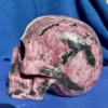 Large Rhodonite skull - 2.85 kg
