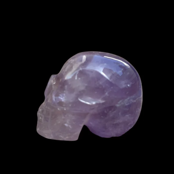 amethyst-skull-with-rainbows5.webp Amethyst Crystal Skull with Rainbows