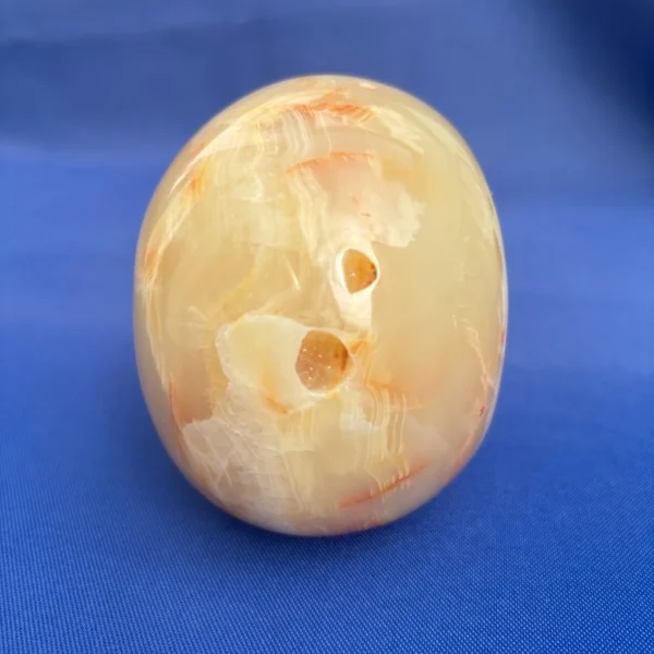 Yellow Onyx Skull – 1.1 kg